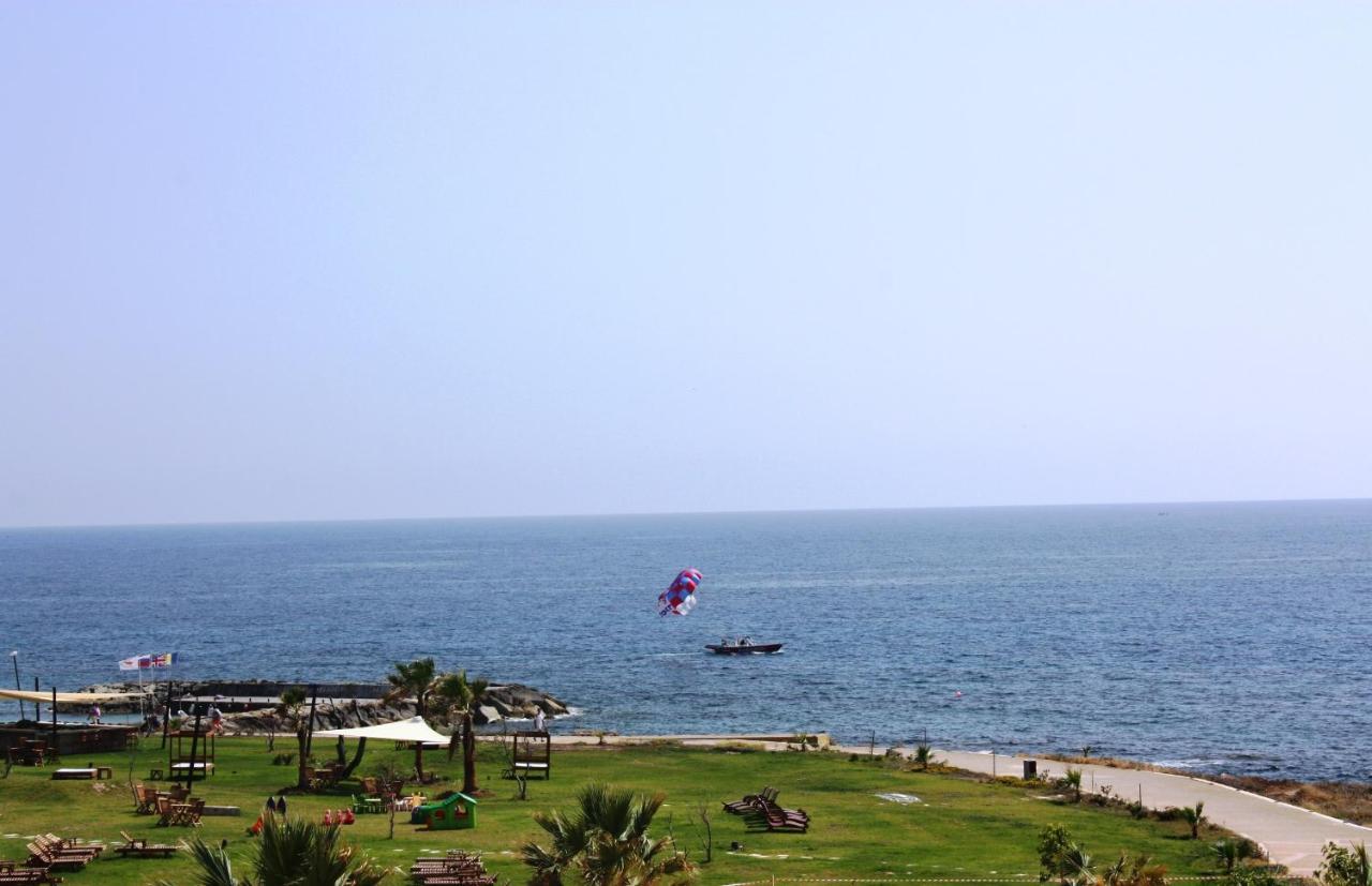 Gold Lagoon Kosher Hotel Paphos Bagian luar foto