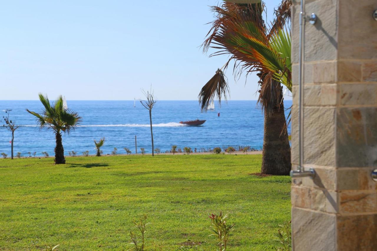 Gold Lagoon Kosher Hotel Paphos Bagian luar foto