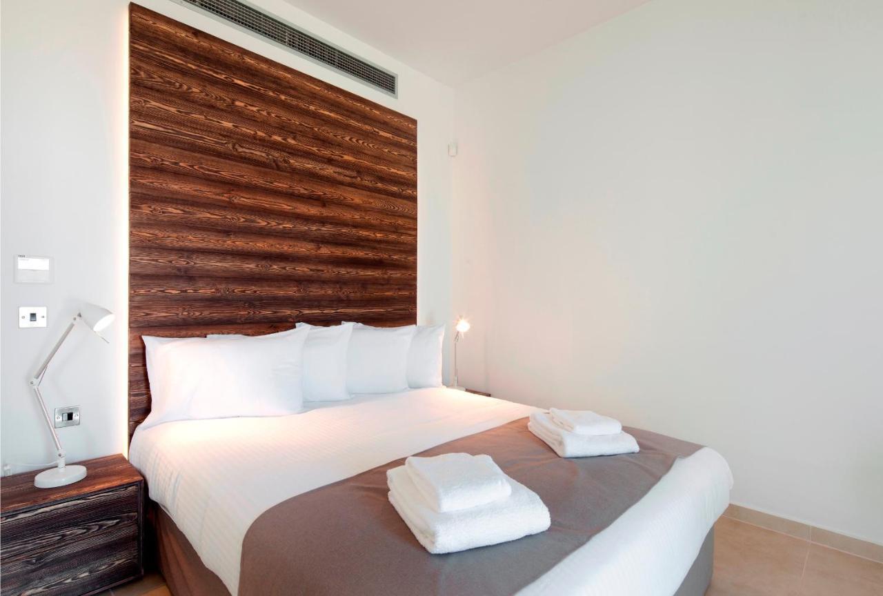 Gold Lagoon Kosher Hotel Paphos Bagian luar foto